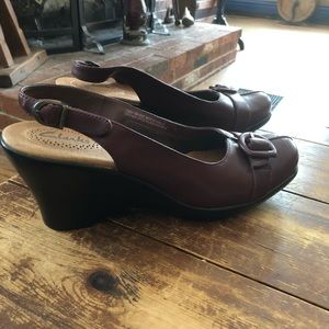 Clark’s burgundy slingbacks